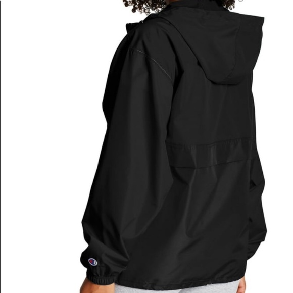 NWT Women’s  windbreaker - Picture 2 of 11